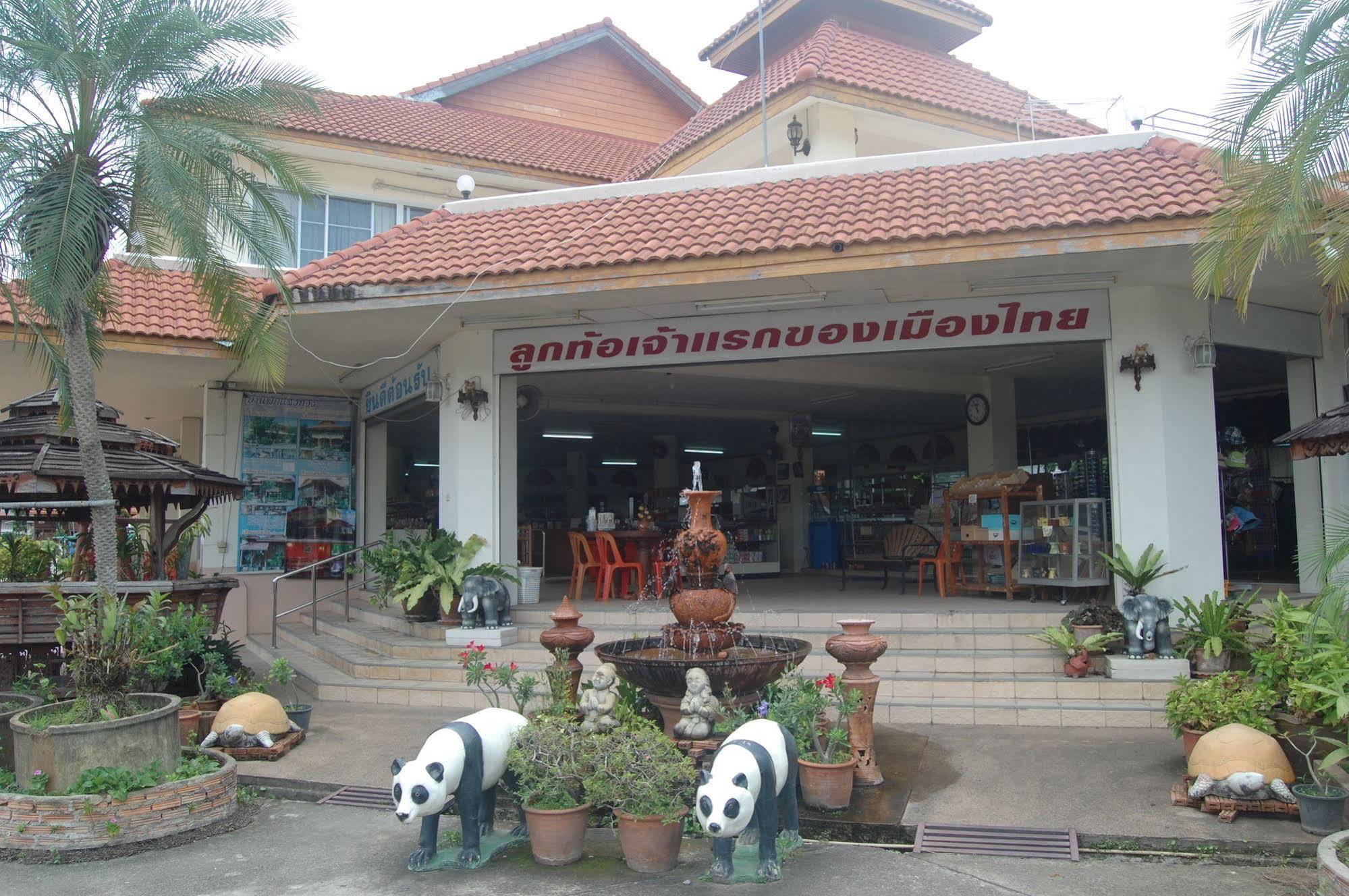 Saengthong Resort Chiangmai Chiang Mai Dış mekan fotoğraf